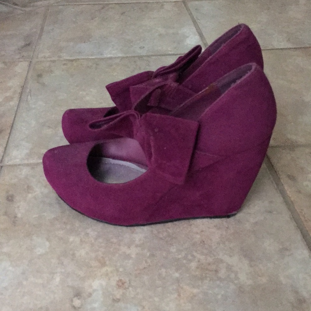 Purple Bow Platform Wedges